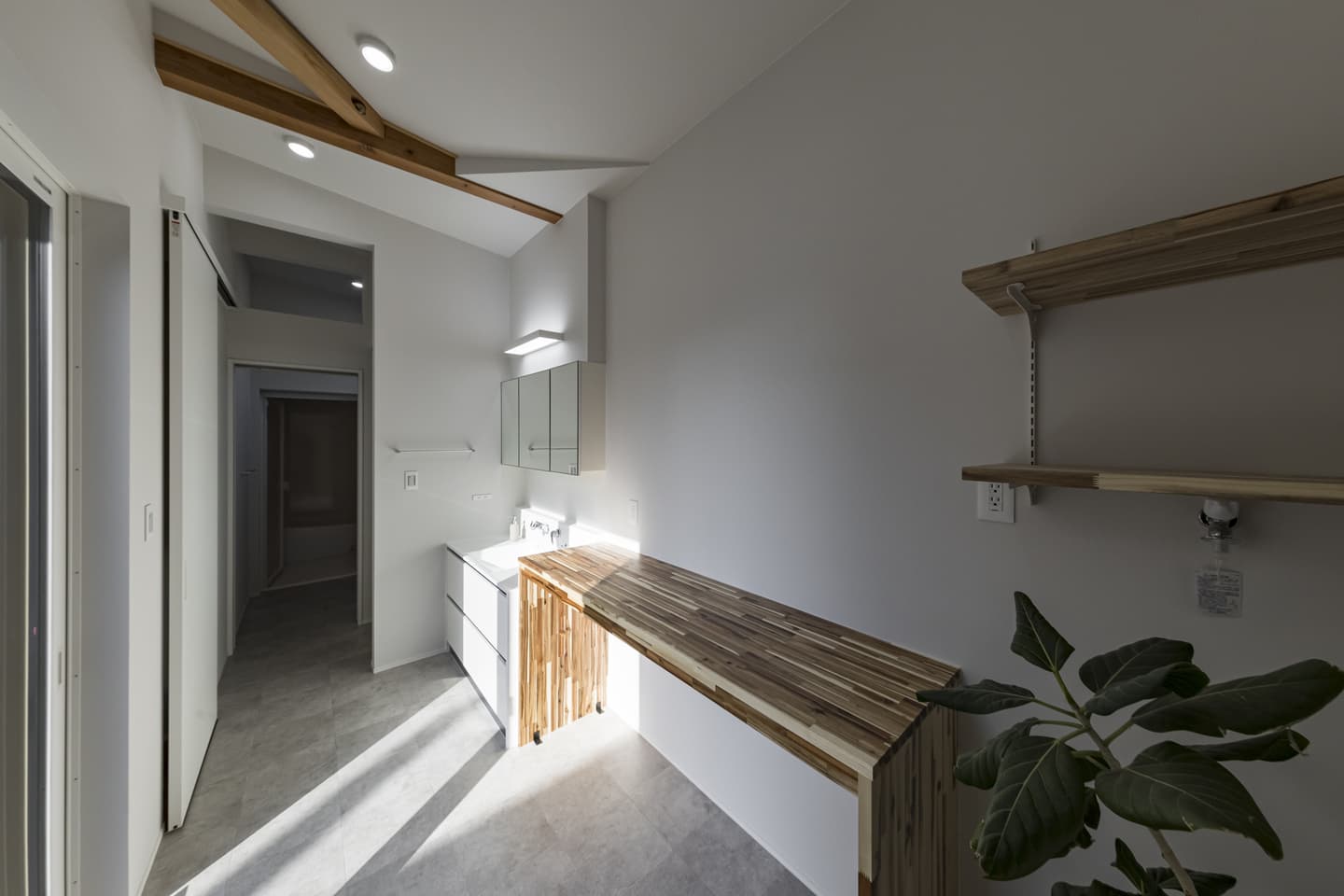 岡崎で洗濯動線を効率化の家ならゲートエアーハウスの施工事例
