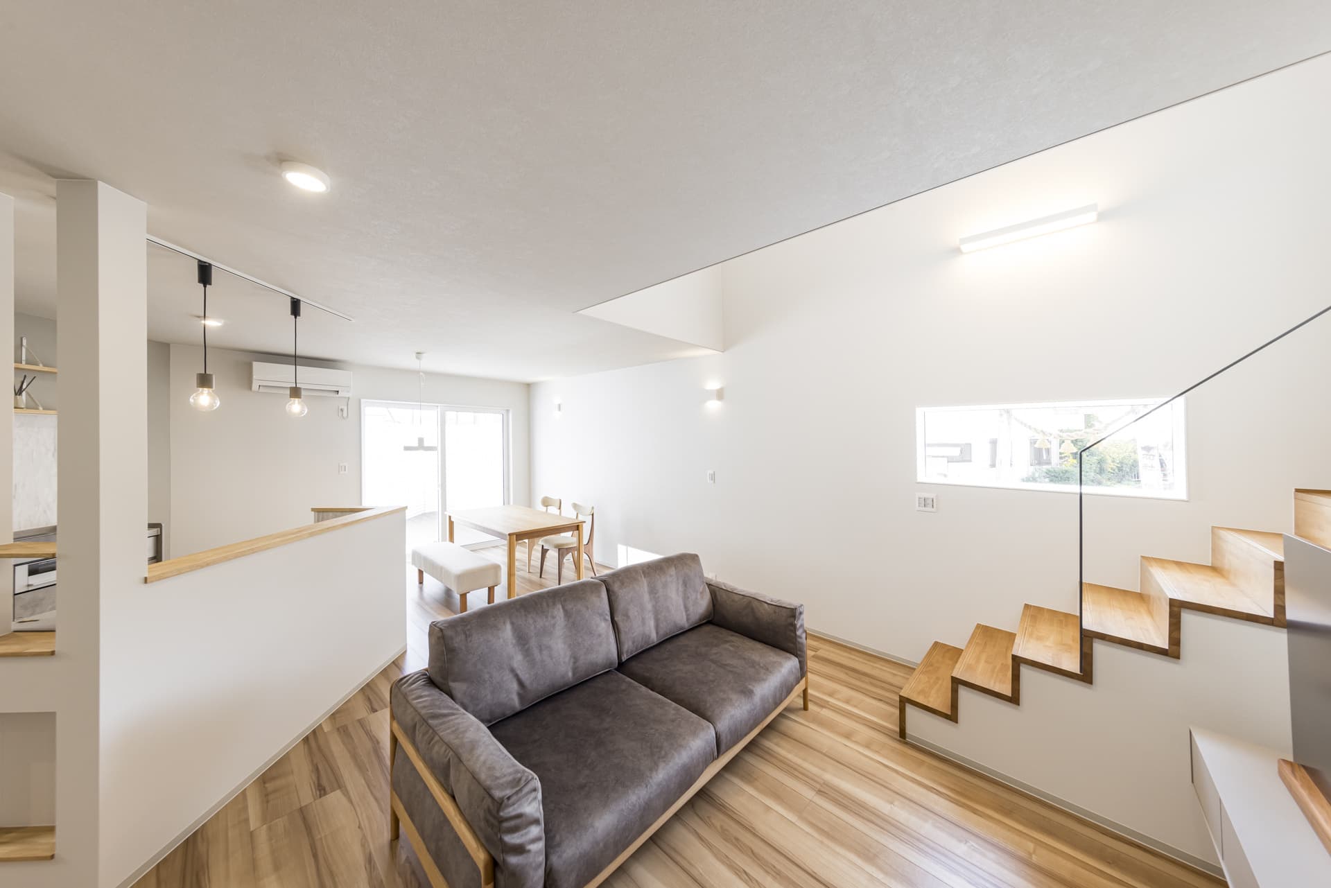 岡崎で光あふれる二世帯の家はゲートエアーハウスの施工事例